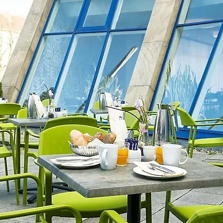 فندق Dorint 4*